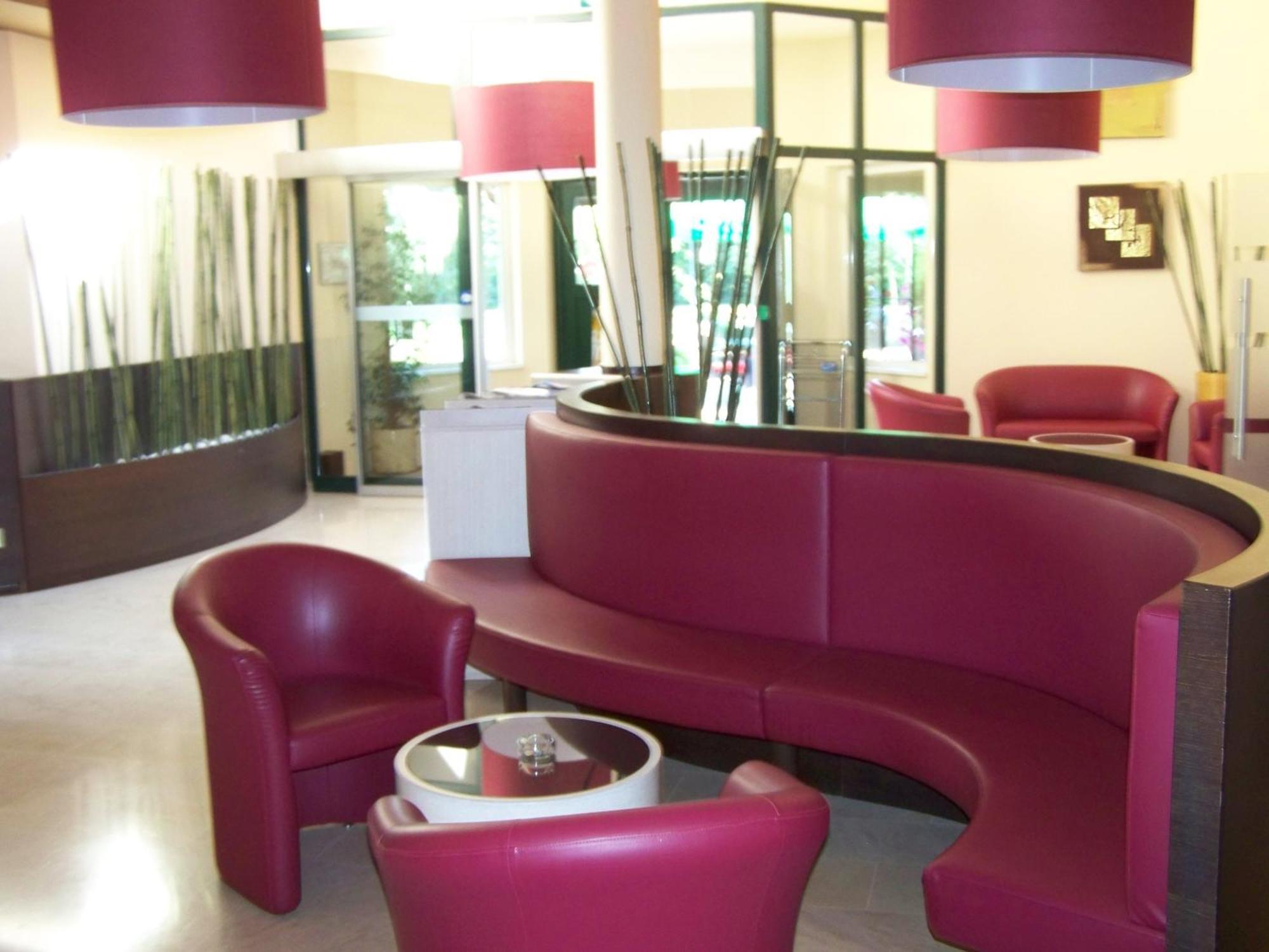 Threeland Hotel Pétange Eksteriør bilde