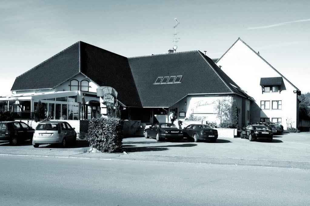 Threeland Hotel Pétange Eksteriør bilde